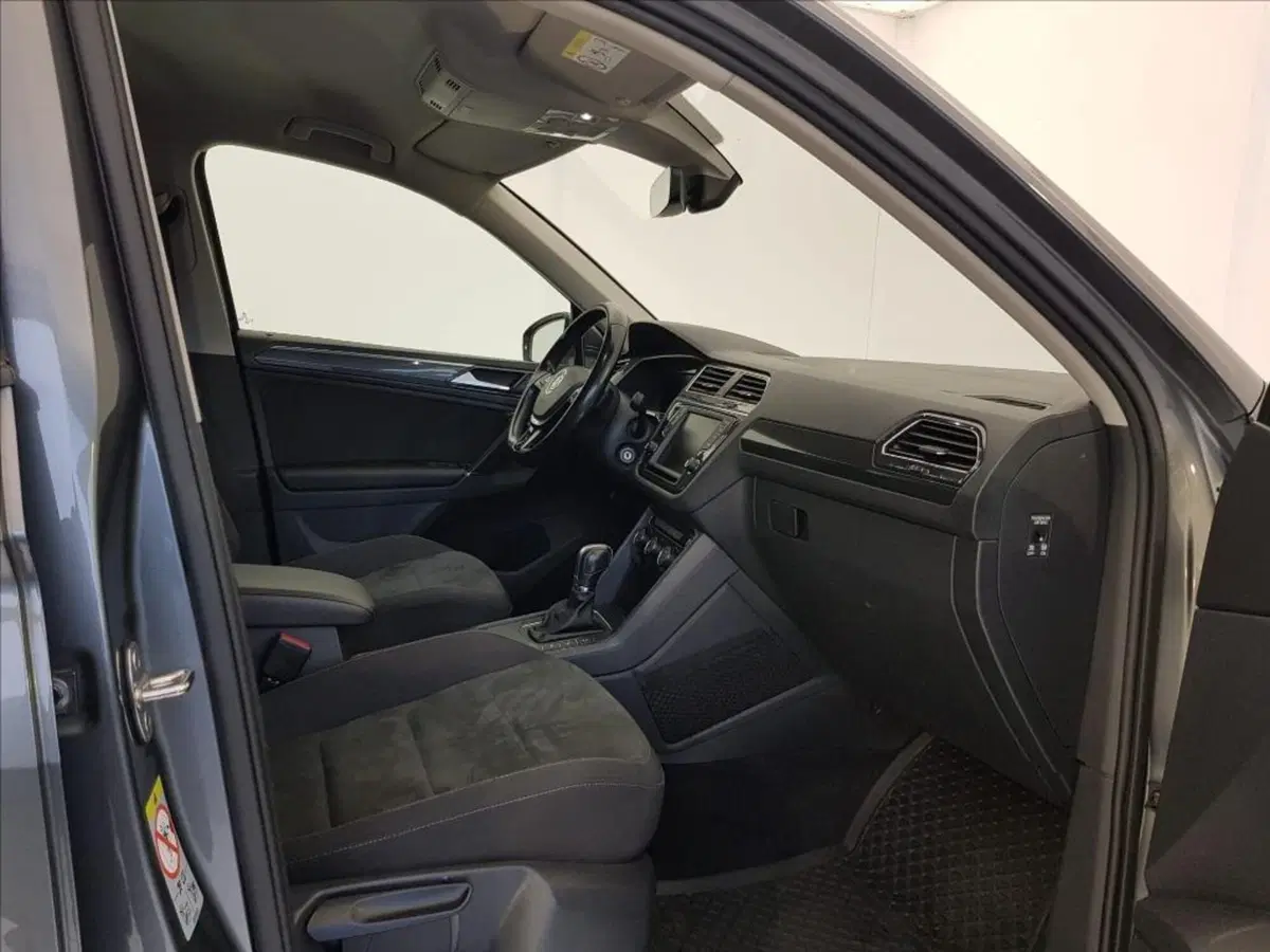 Volkswagen Tiguan usata a Lucca (10)