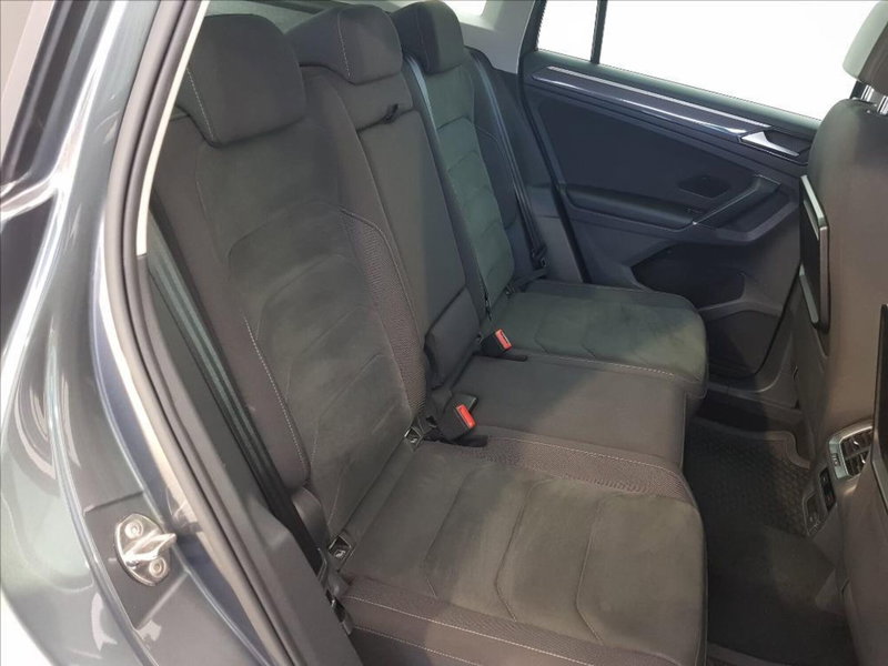 Volkswagen Tiguan usata a Lucca (12)