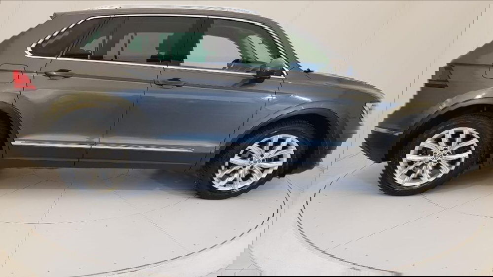 Volkswagen Tiguan usata a Lucca (7)