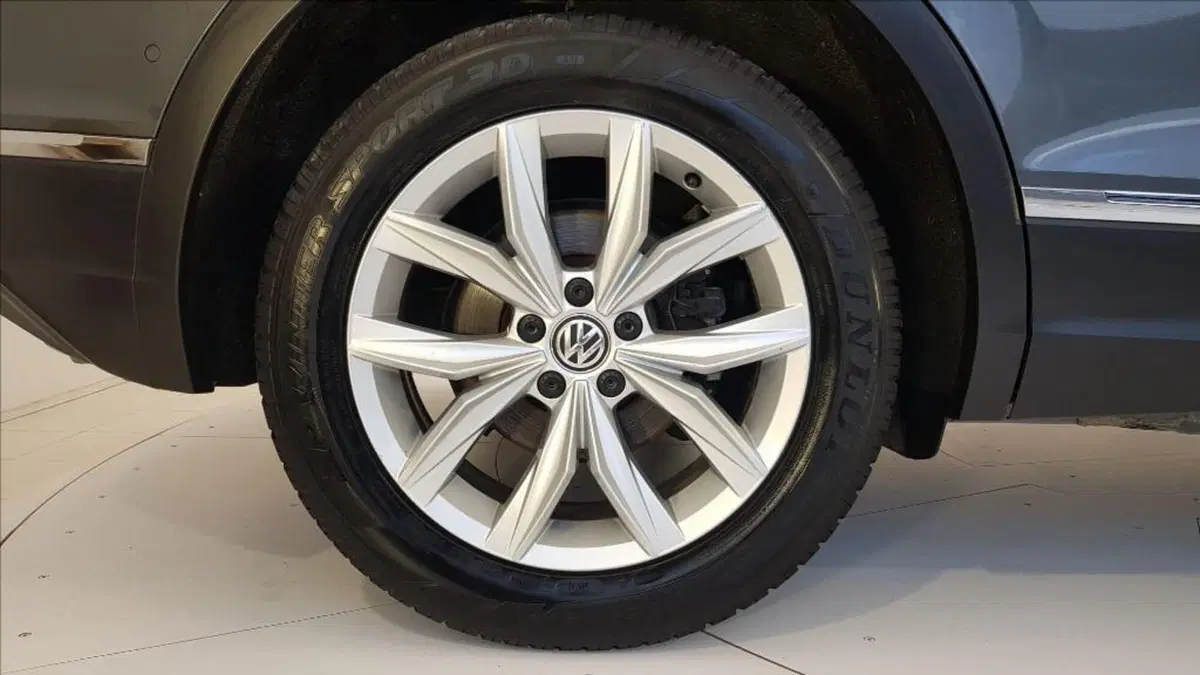 Volkswagen Tiguan usata a Lucca (9)