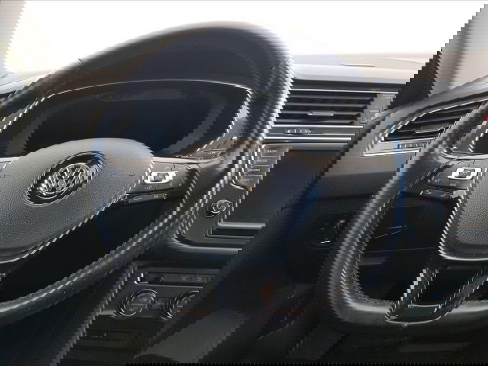 Volkswagen Tiguan usata a Lucca (14)