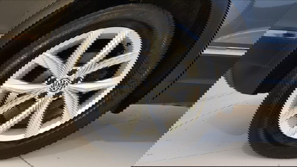 Volkswagen Tiguan usata a Lucca (9)