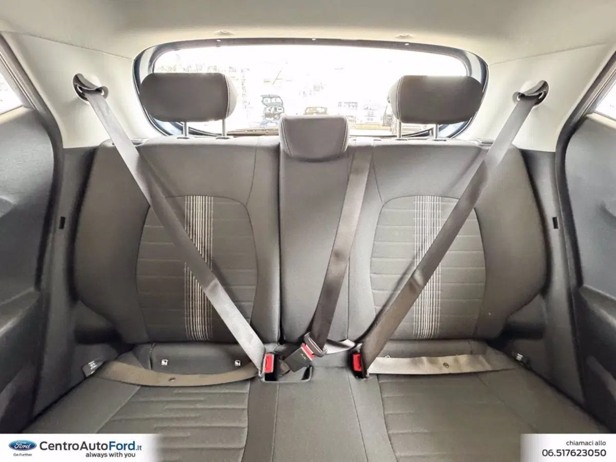 Hyundai i10 usata a Roma (9)