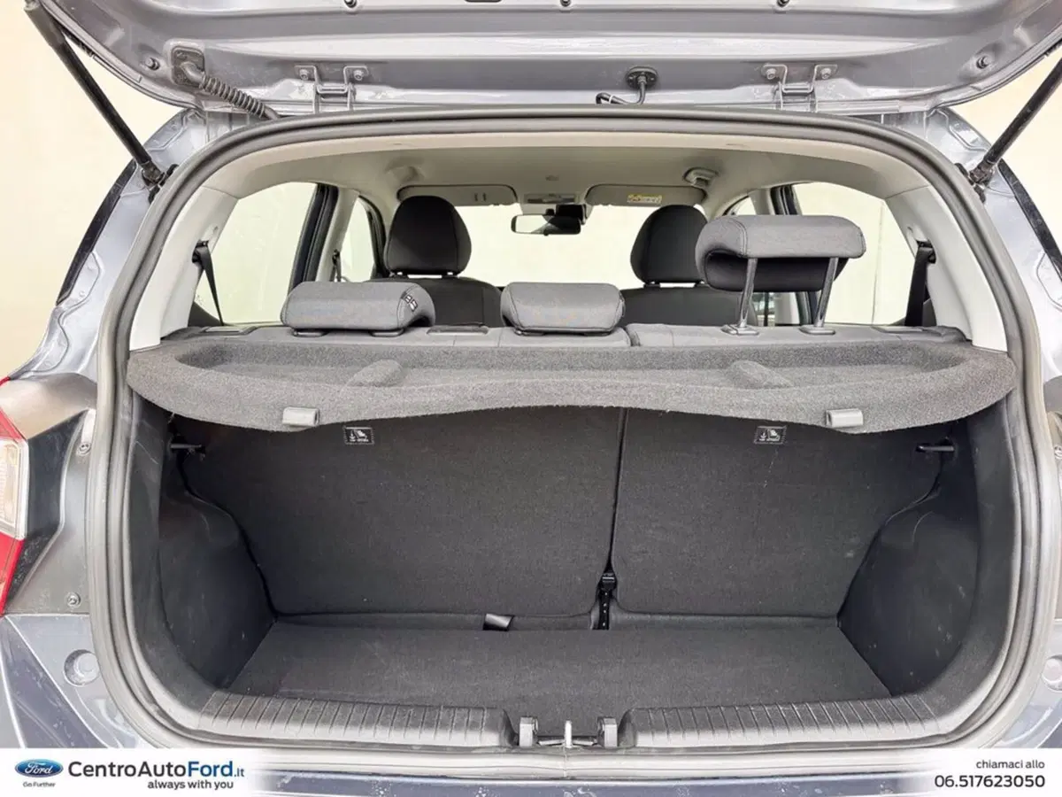 Hyundai i10 usata a Roma (11)