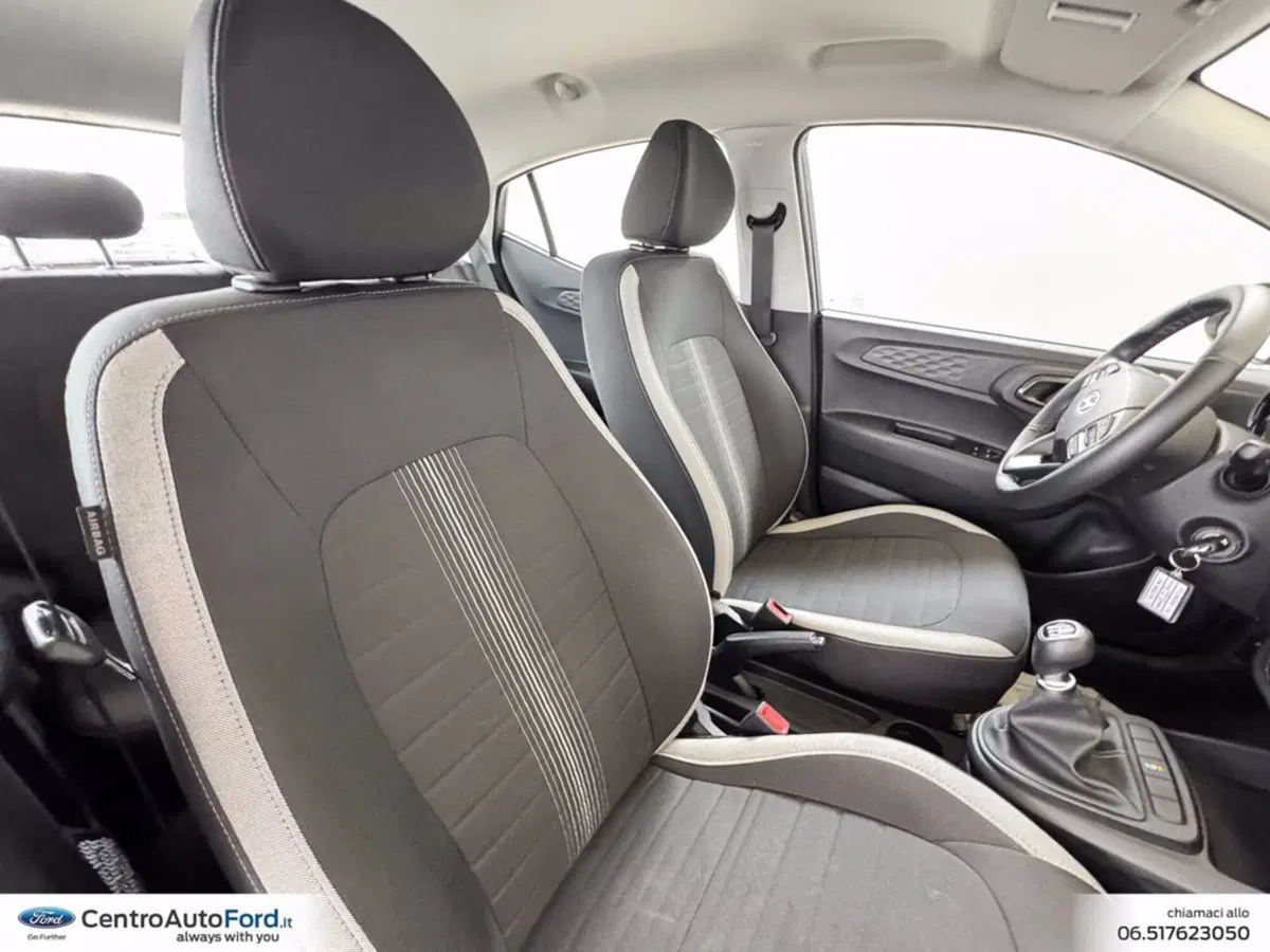 Hyundai i10 usata a Roma (7)