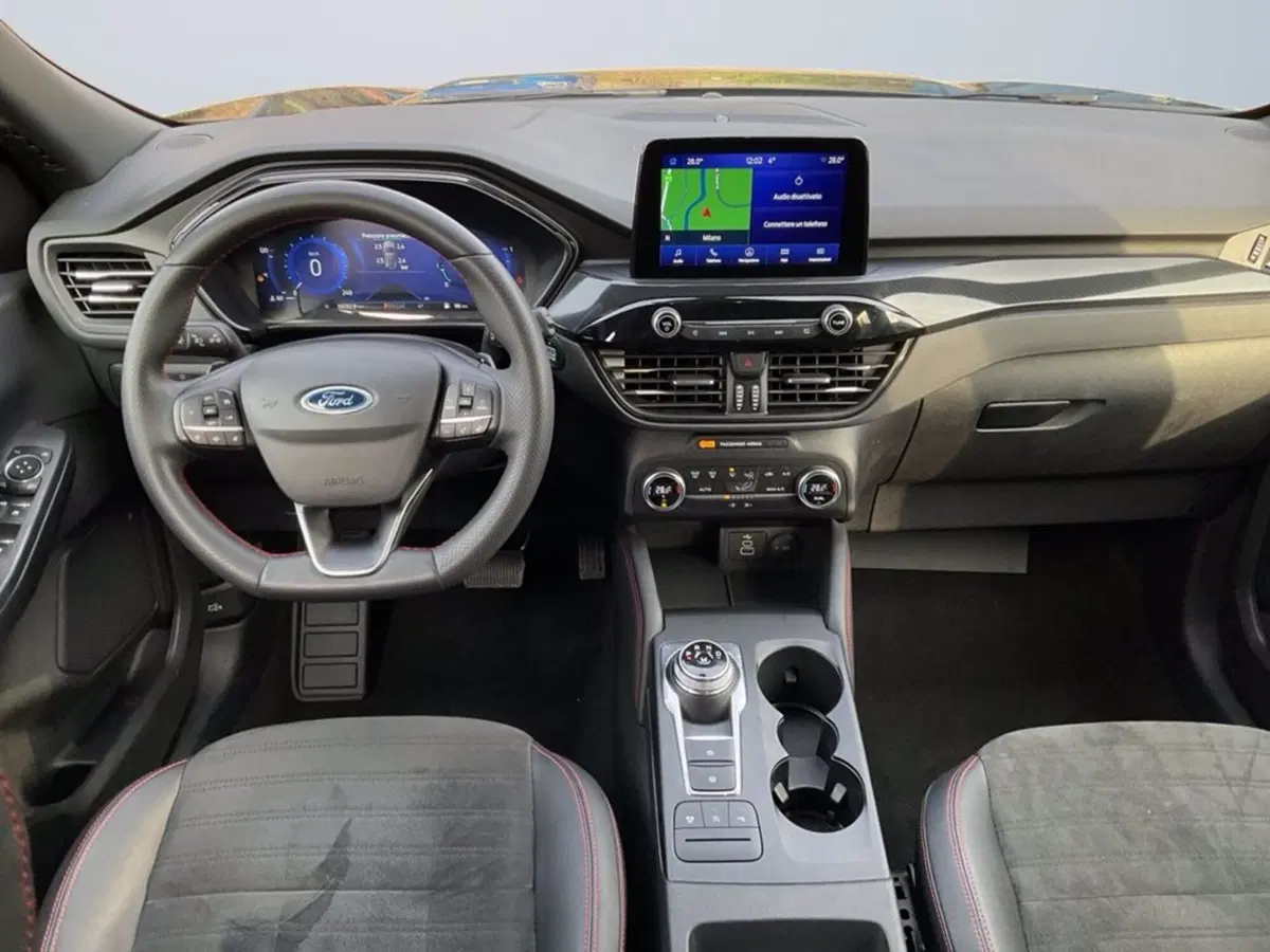 Ford Kuga usata a Milano (12)