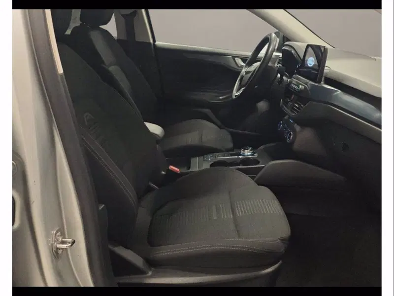 Ford Focus Station Wagon usata a Catania (15)