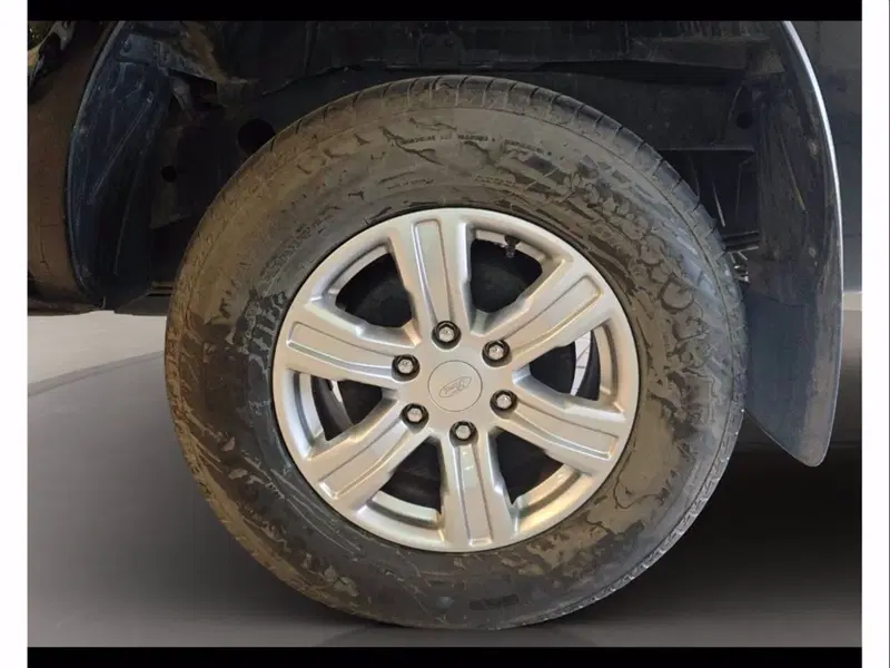 Ford Ranger Pick-up usata a Catania (18)