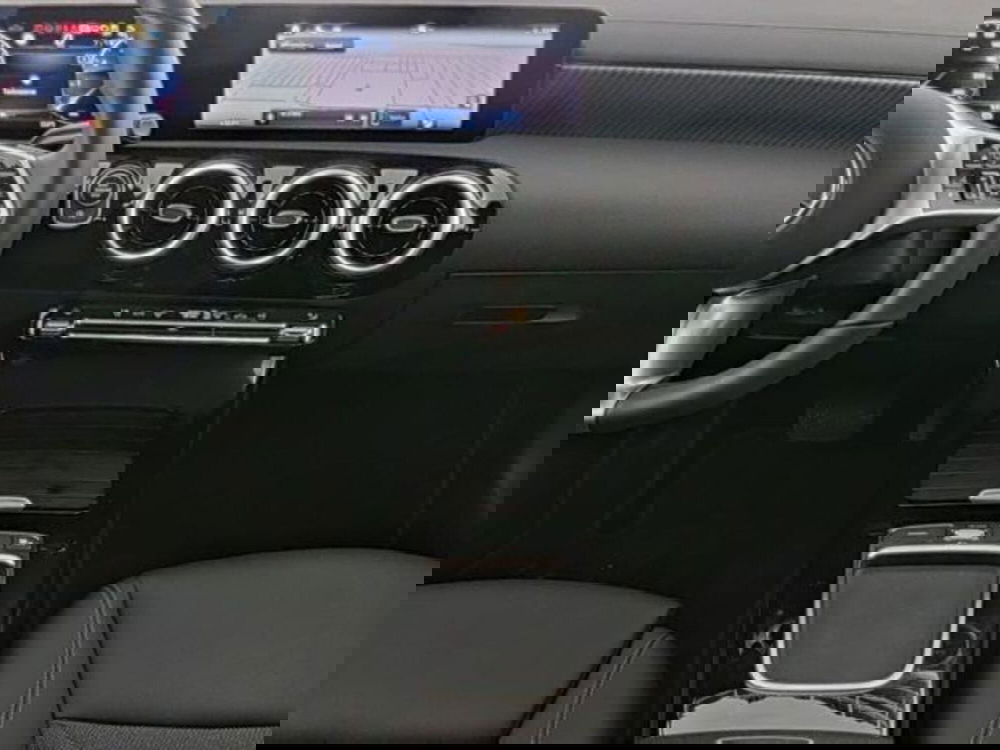 Mercedes-Benz CLA usata a Milano (9)