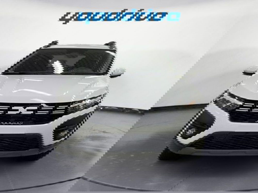 Dacia Sandero Stepway nuova a Napoli (7)