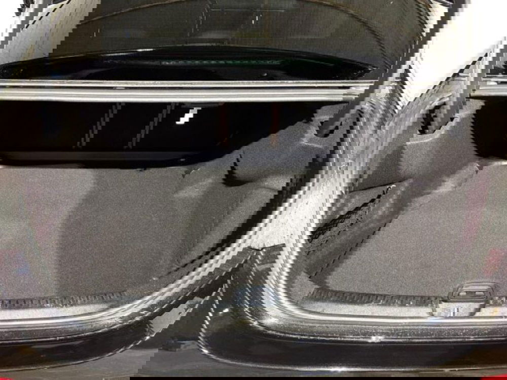Mercedes-Benz Classe E usata a Bologna (8)
