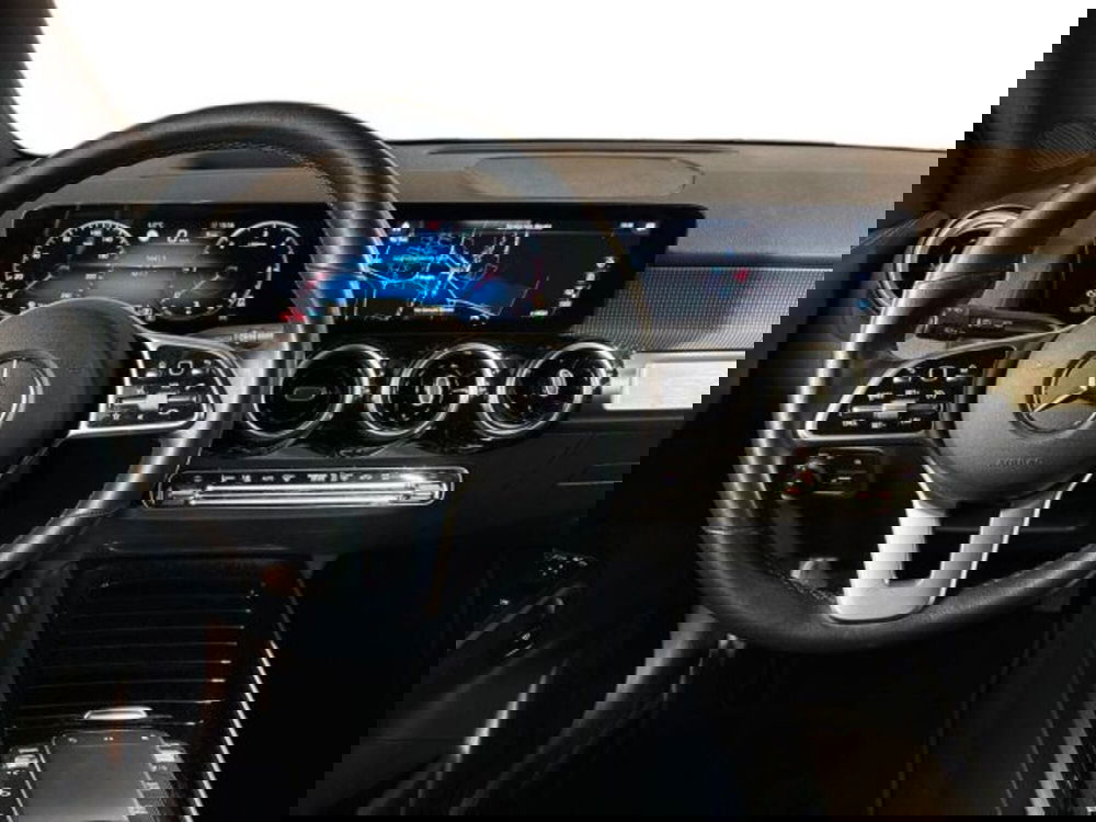 Mercedes-Benz GLB usata a Bologna (11)