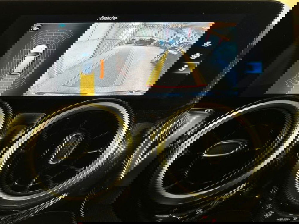 Mercedes-Benz GLB usata a Bologna (12)