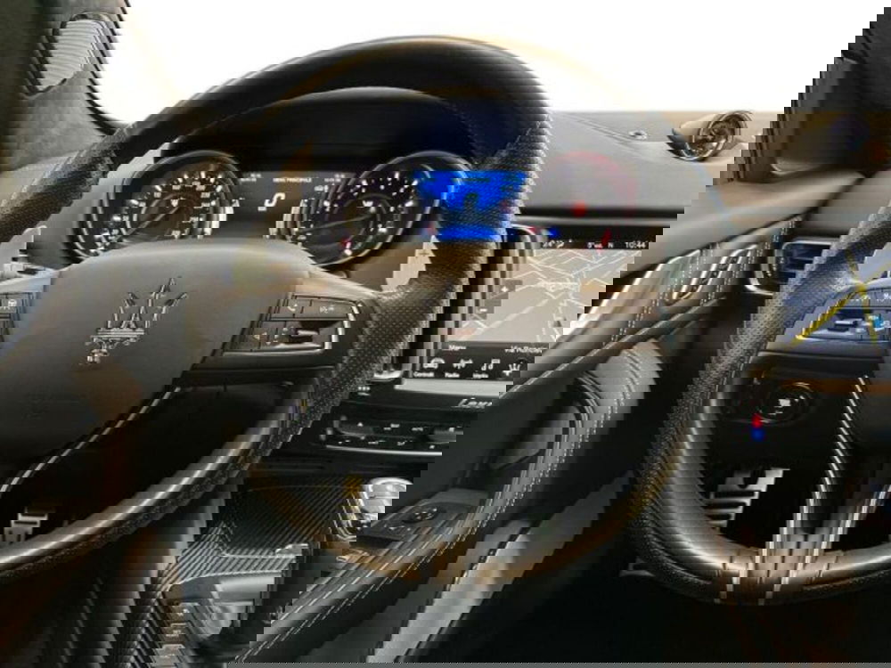 Maserati Levante usata a Verona (11)