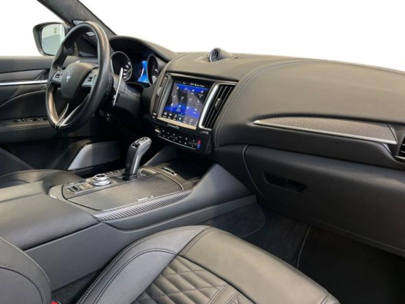 Maserati Levante usata a Verona (16)
