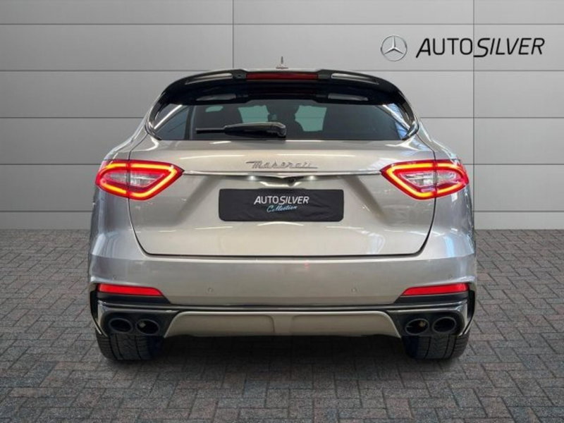 Maserati Levante usata a Verona (4)