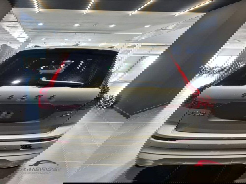 Volvo XC60 nuova a Perugia (5)