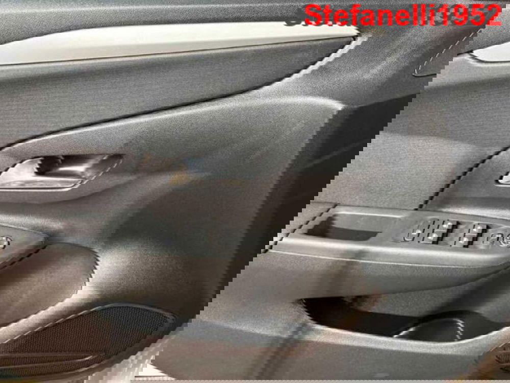 Opel Corsa nuova a Bologna (10)