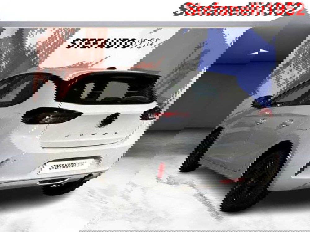 Opel Corsa nuova a Bologna (17)