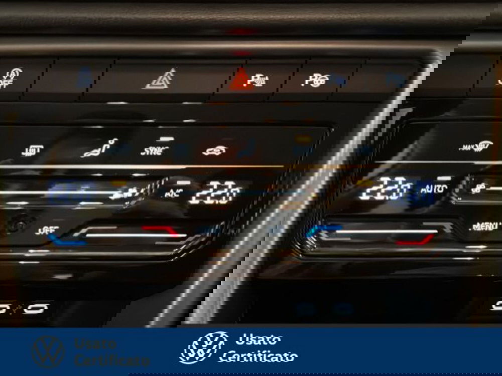 Volkswagen T-Roc usata a Vicenza (14)