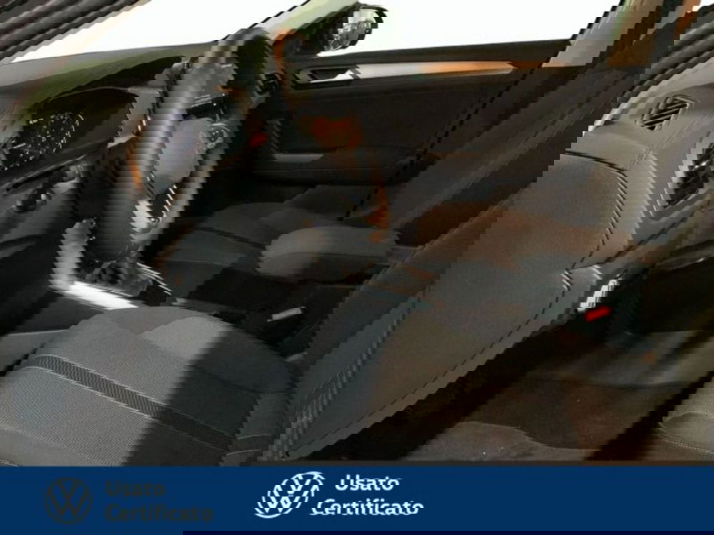 Volkswagen T-Roc nuova a Vicenza (13)