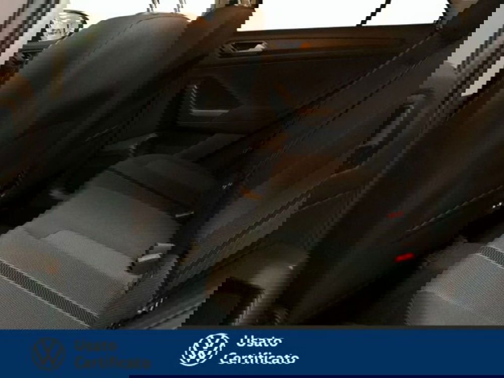 Volkswagen T-Roc nuova a Vicenza (14)