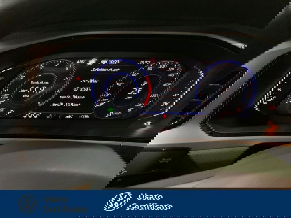 Volkswagen T-Roc nuova a Vicenza (8)