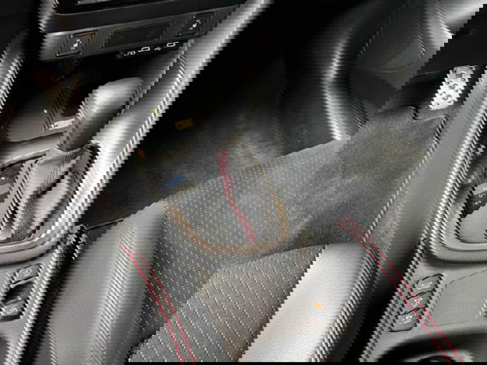 Toyota Yaris Cross usata a Sassari (14)