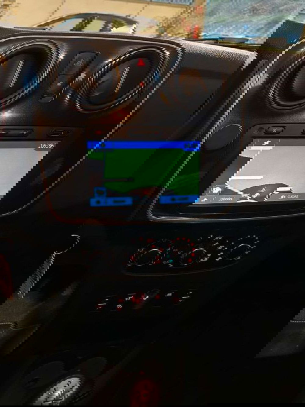 Dacia Sandero usata a Firenze (9)