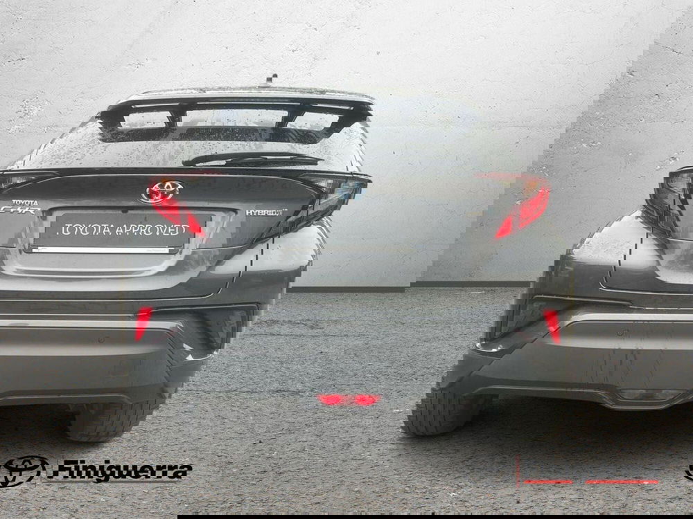 Toyota Toyota C-HR usata a Lecco (3)