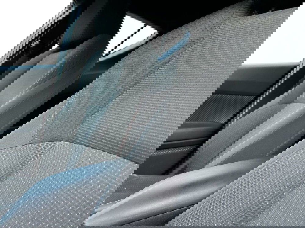 Toyota Toyota C-HR usata a Sondrio (10)