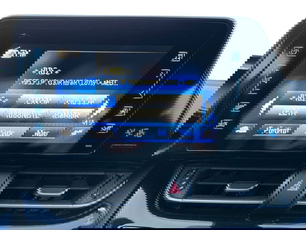 Toyota Toyota C-HR usata a Sondrio (13)