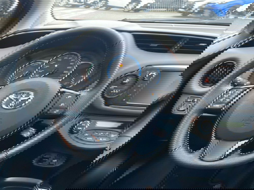 Toyota Yaris usata a Piacenza (12)
