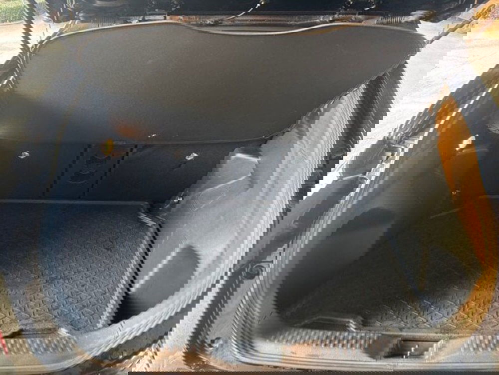 Toyota Yaris Cross usata a Como (10)