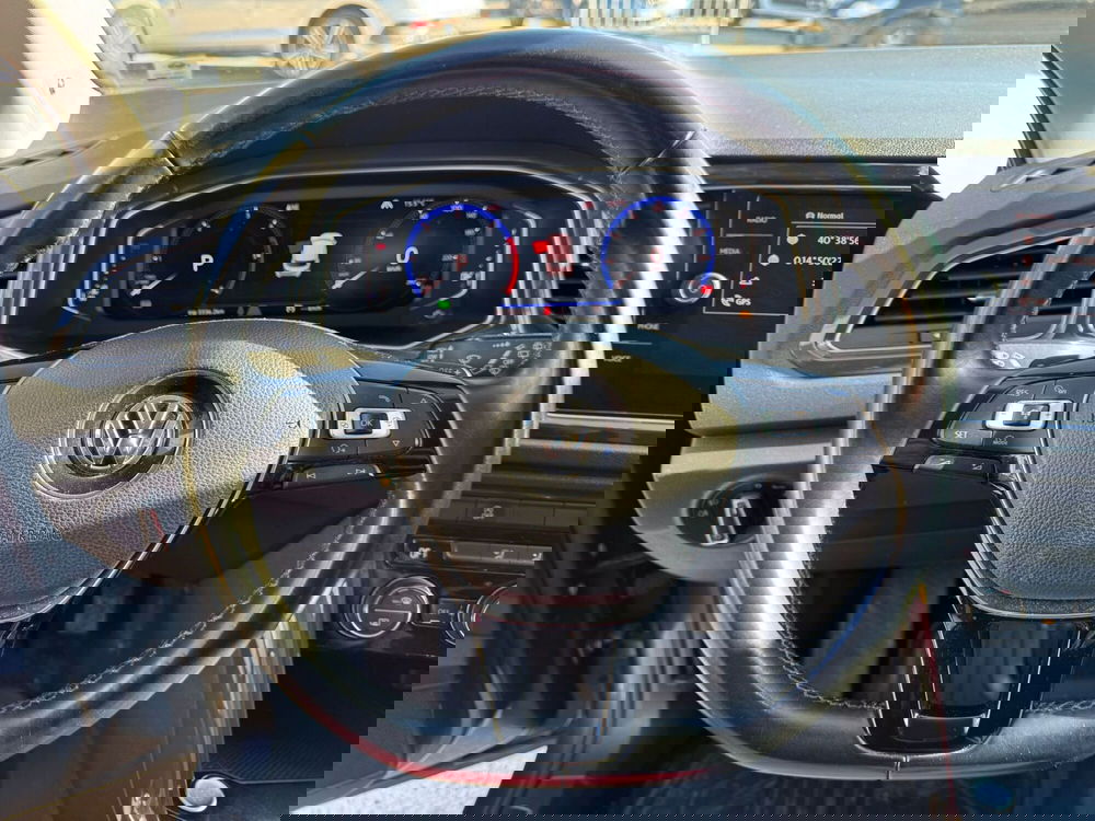 Volkswagen T-Roc usata a Salerno (14)