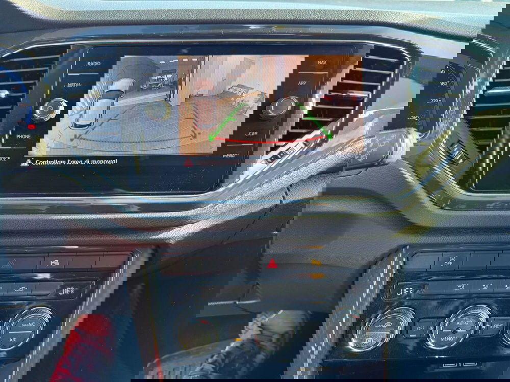 Volkswagen T-Roc usata a Salerno (17)