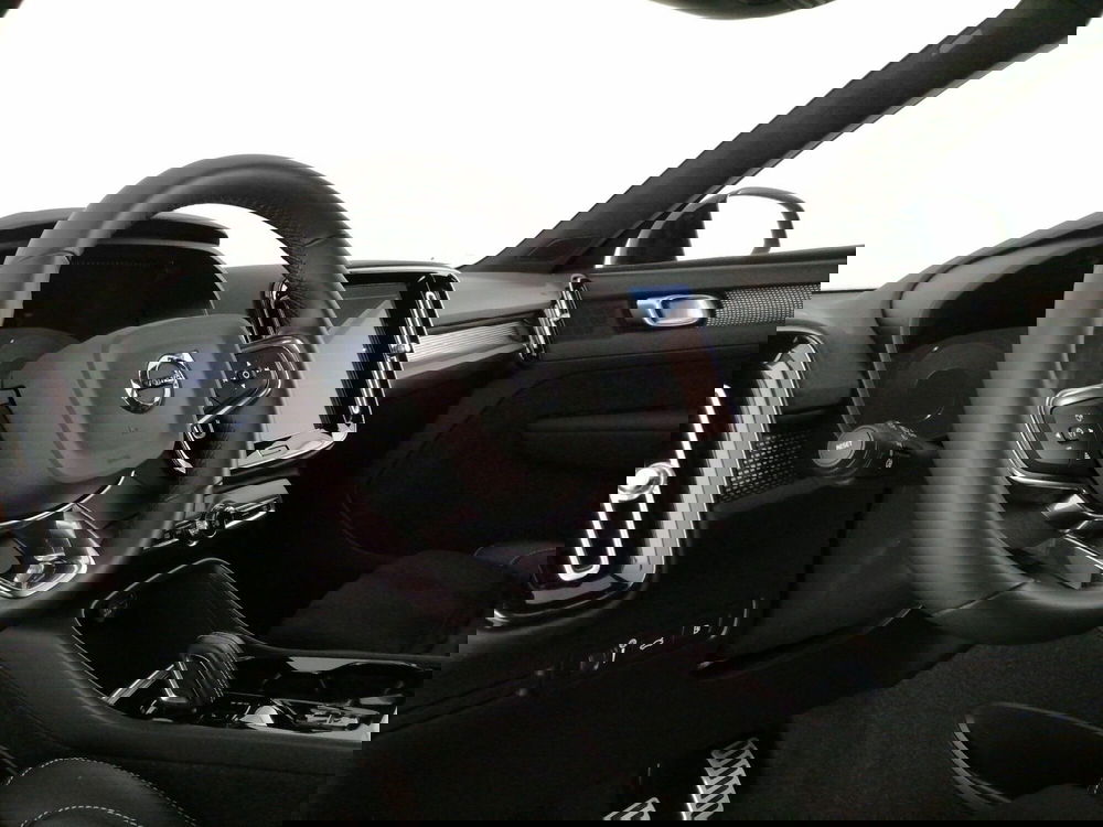Volvo XC40 usata a Roma (12)