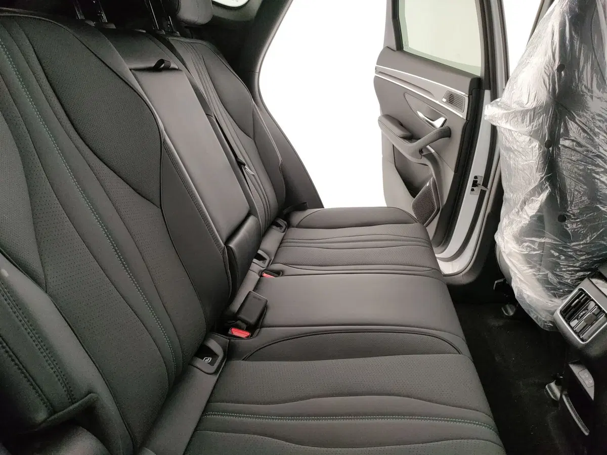 Byd Seal U DM-i  nuova a Caserta (14)