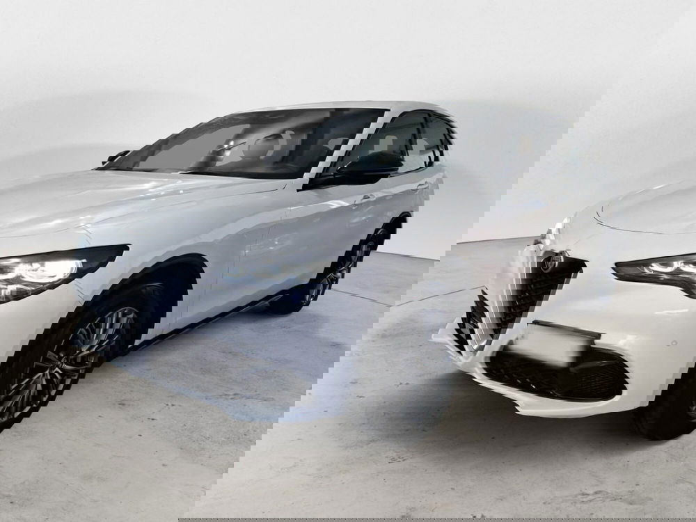 Alfa Romeo Stelvio usata a Salerno