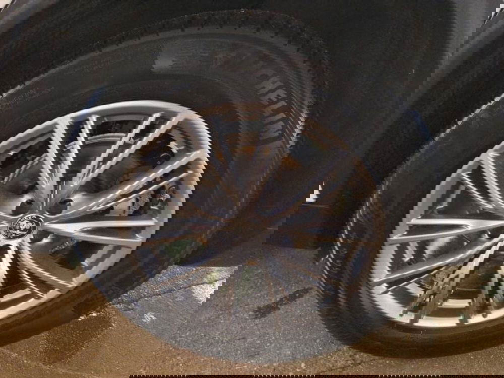 Alfa Romeo Stelvio usata a Salerno (19)