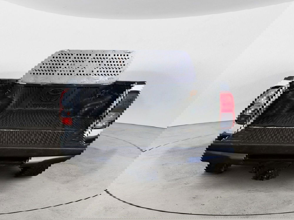 Toyota Hilux usata a Salerno (8)