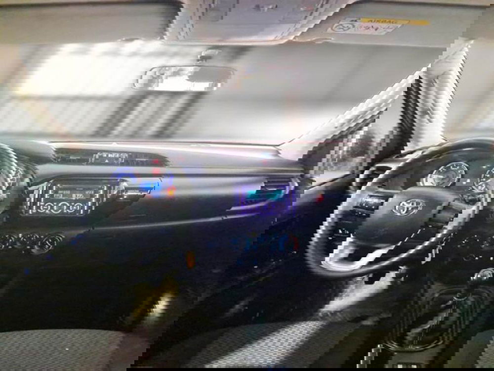 Toyota Hilux usata a Salerno (9)