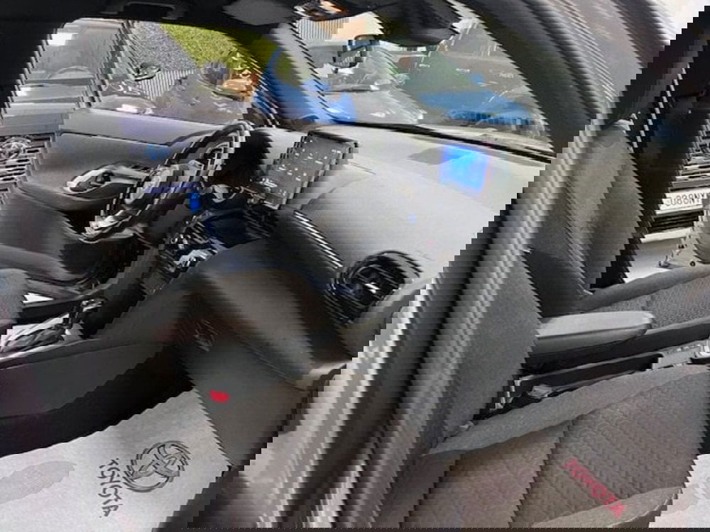 Toyota Yaris Cross usata a Prato (8)