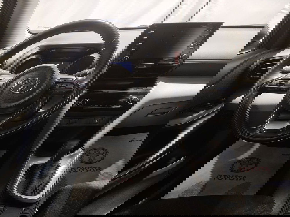 Toyota Yaris Cross usata a Roma (10)