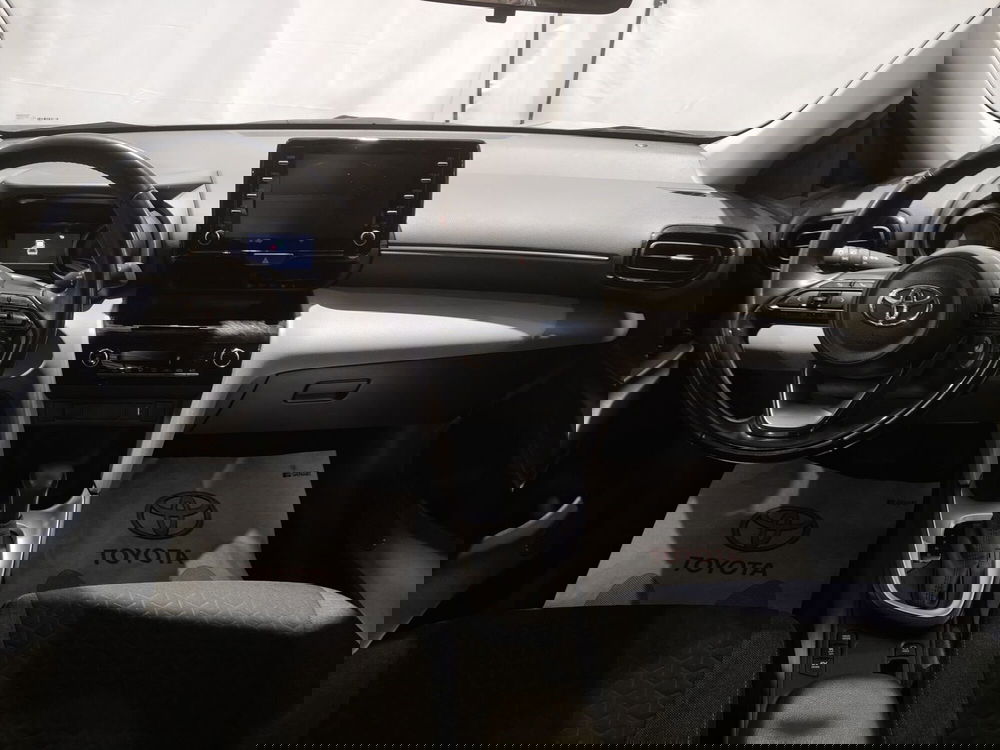 Toyota Yaris Cross usata a Roma (9)