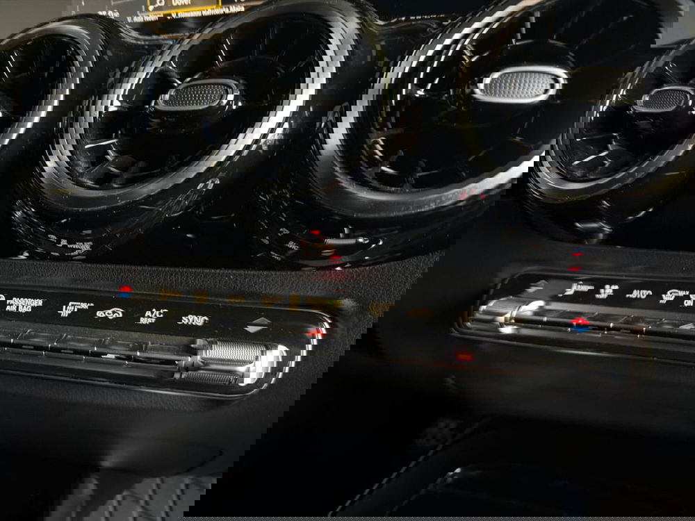 Mercedes-Benz GLA SUV usata a Bergamo (14)