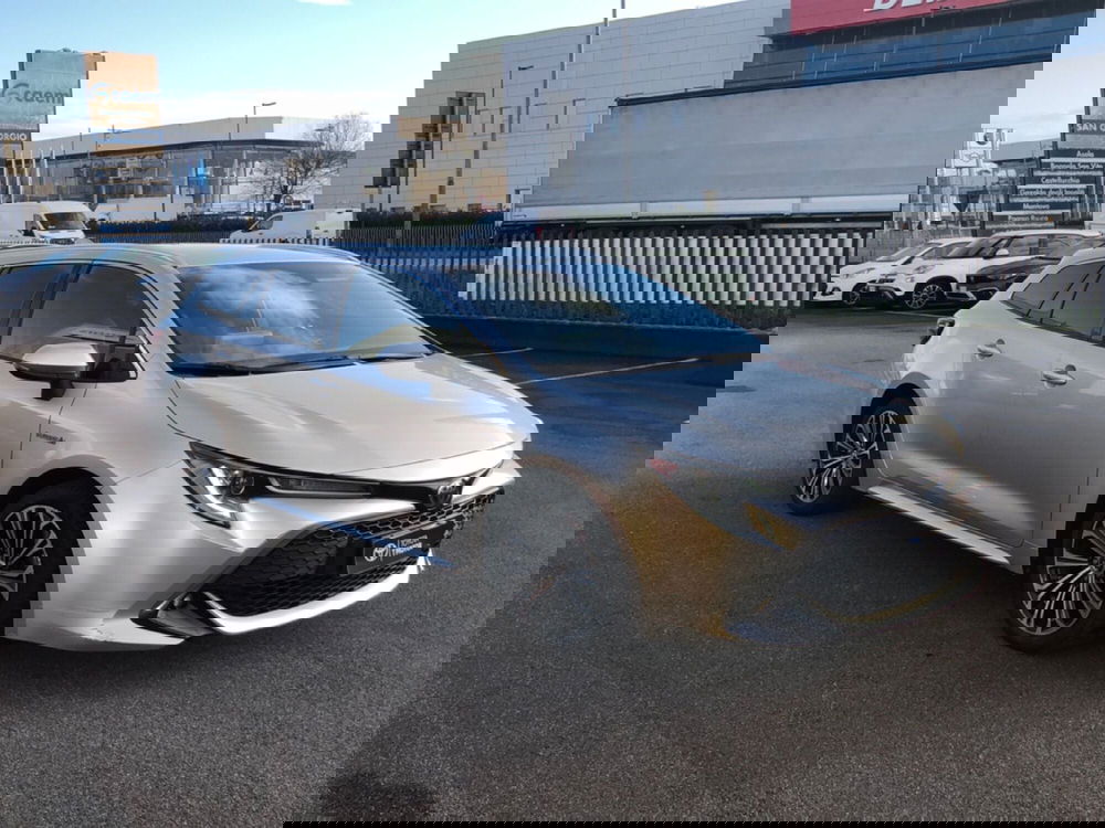 Toyota Corolla Touring Sports nuova a Mantova (8)