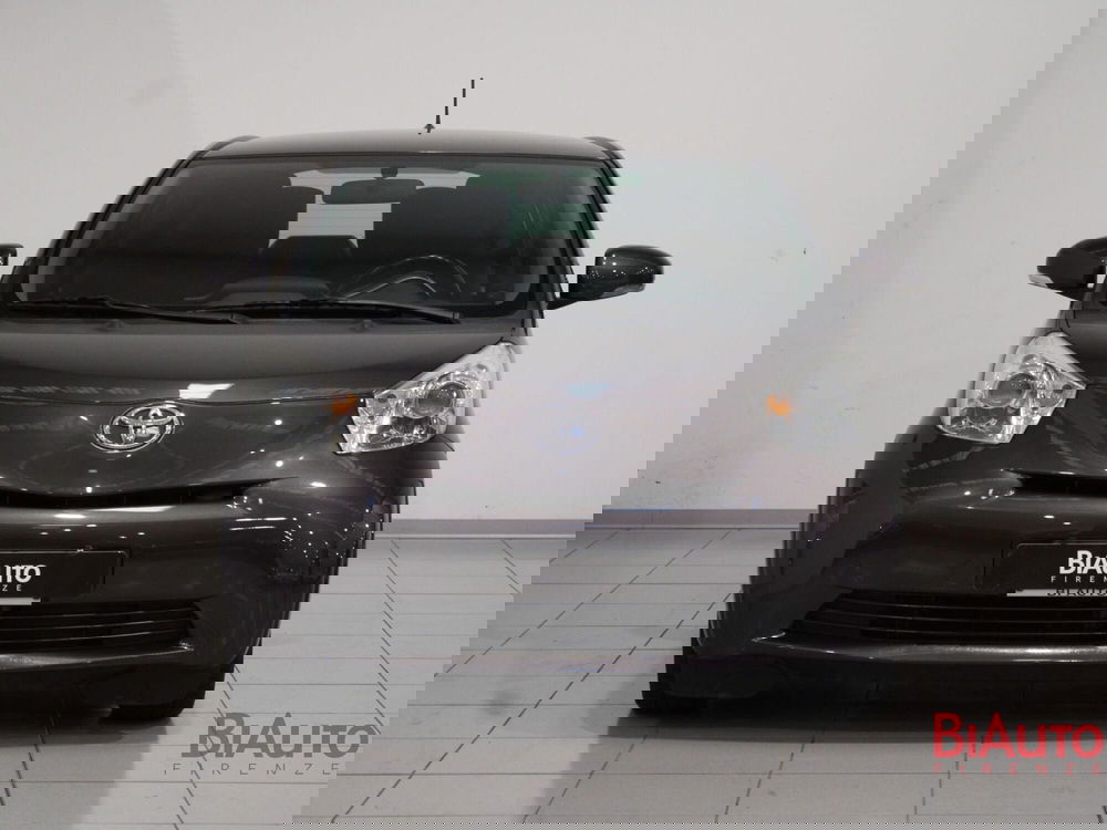 Toyota iQ usata a Firenze (3)