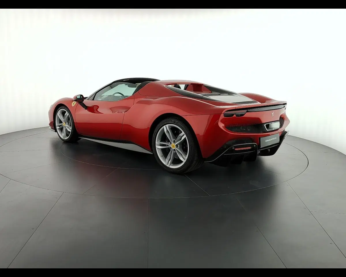 Ferrari 296 Spider usata a Verona (11)