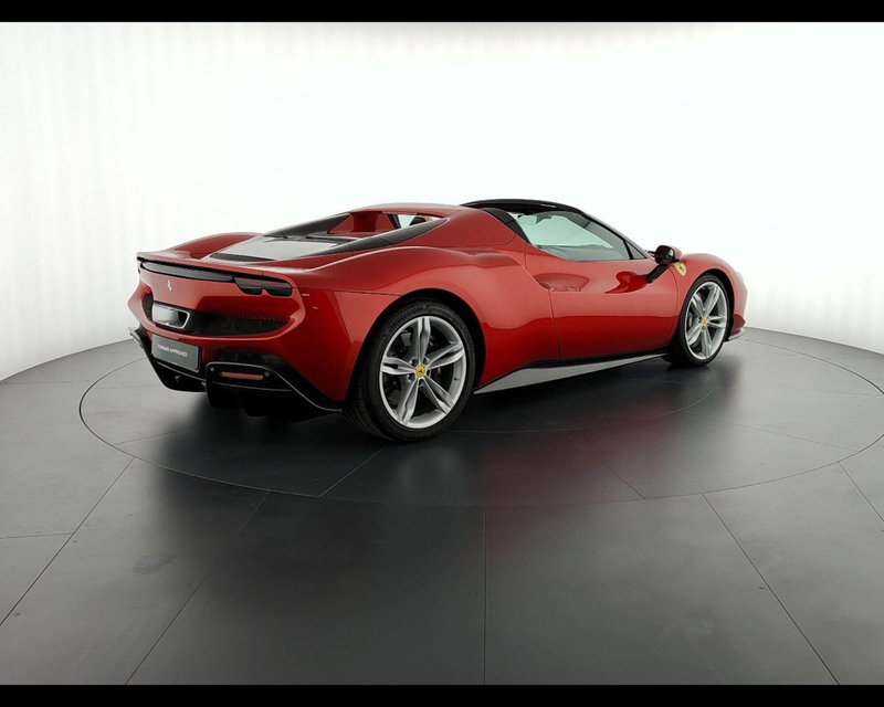 Ferrari 296 Spider usata a Verona (8)